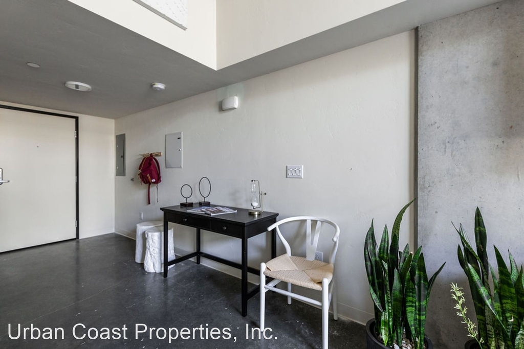 5585 Mildred Street - Photo 19