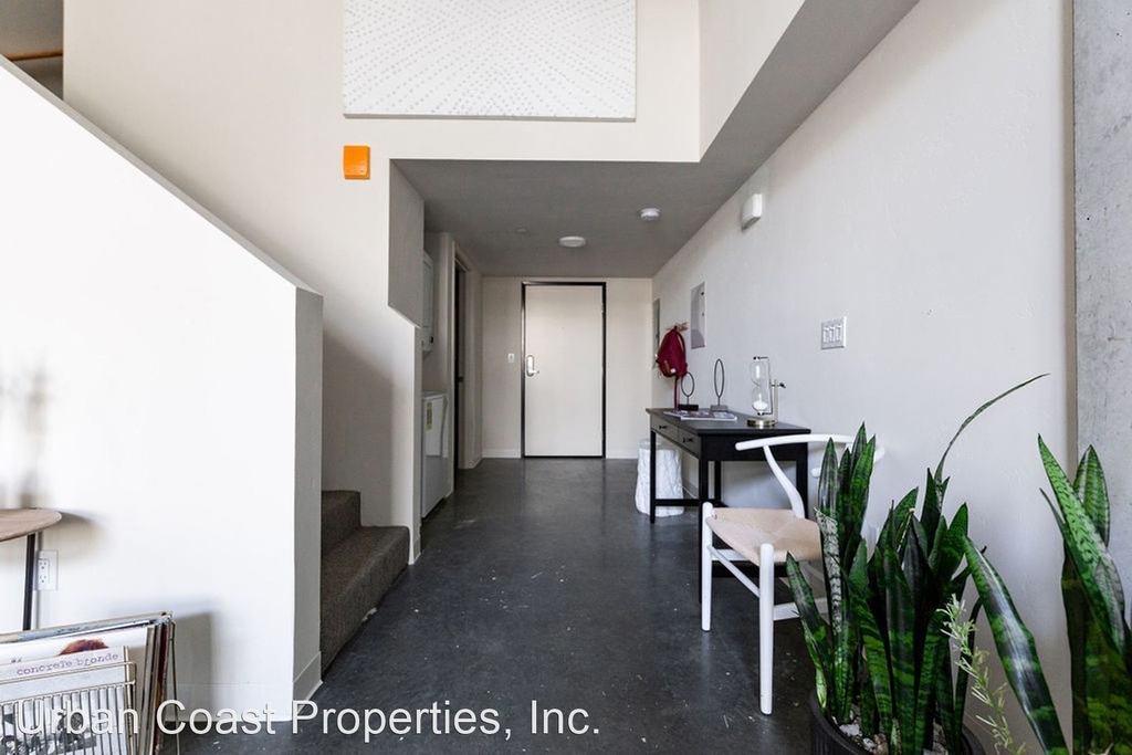5585 Mildred Street - Photo 15
