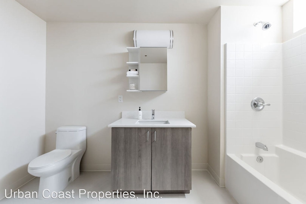 5585 Mildred Street - Photo 9