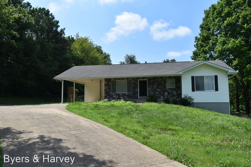 506 Lafayette Road - Photo 1