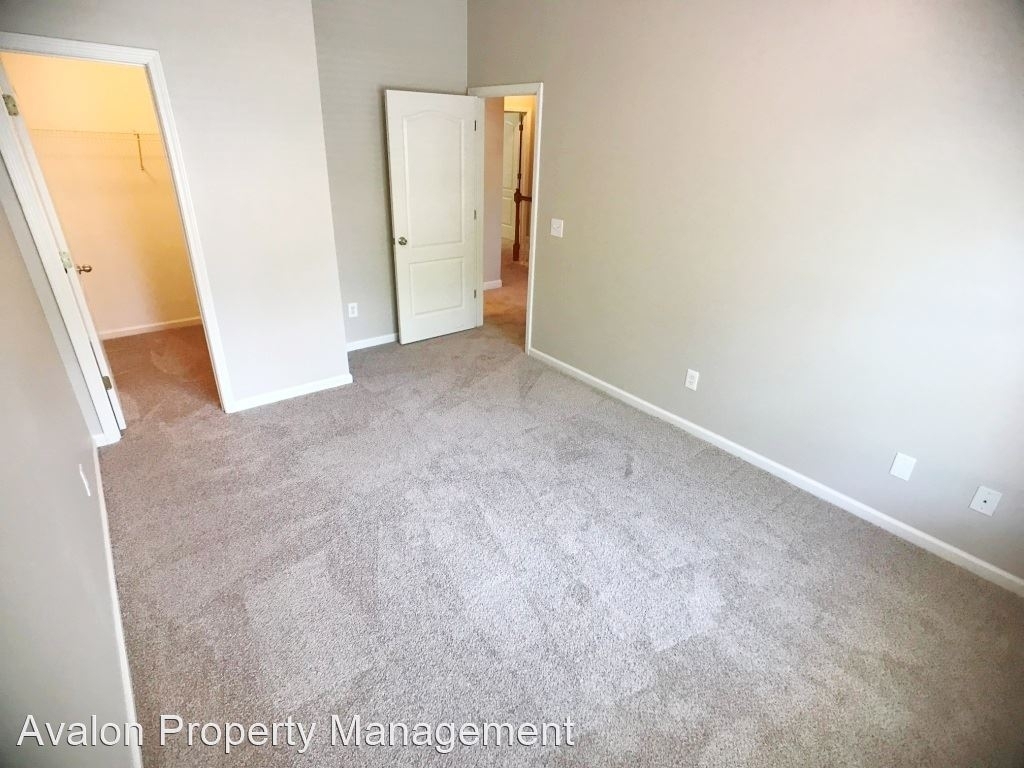 1239 Harris Commons Place - Photo 23