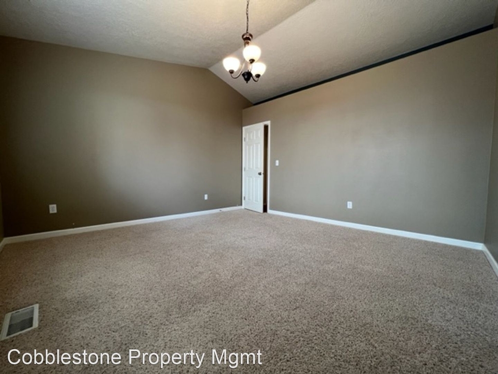 115 E Cassidy Dr - Photo 13