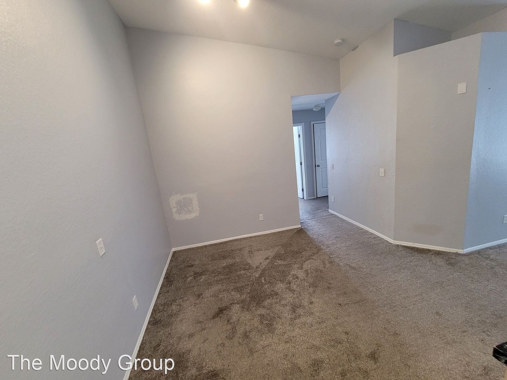 5904 Willow Ridge Dr., Apt. 202 - Photo 14