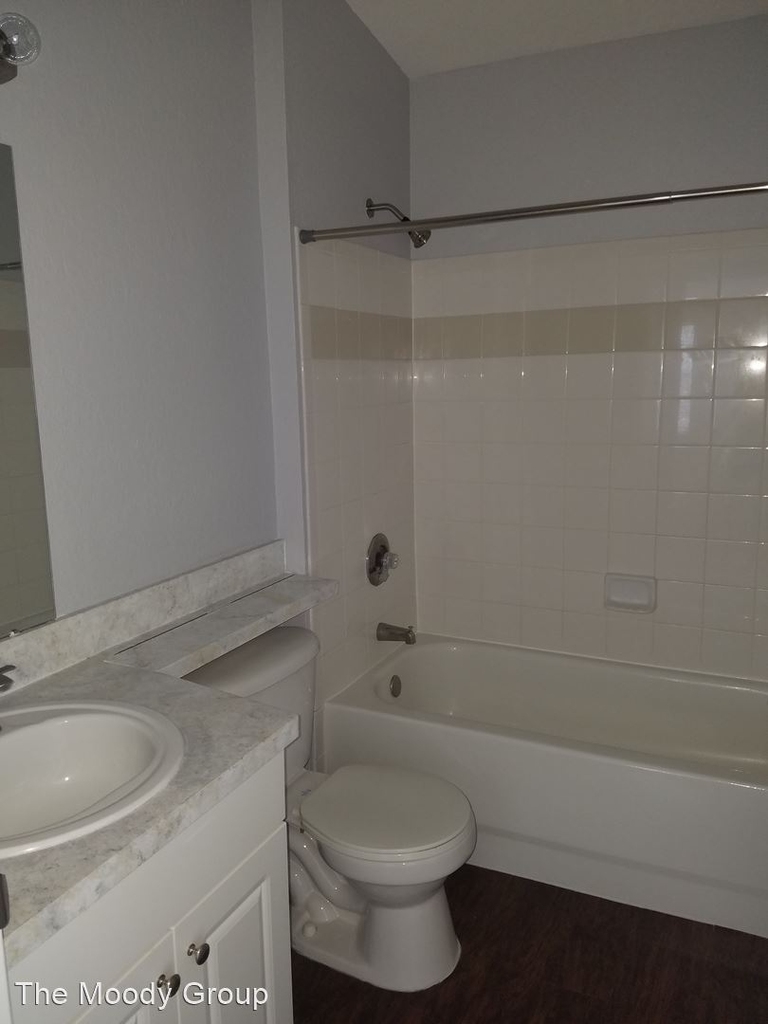 5904 Willow Ridge Dr., Apt. 202 - Photo 5