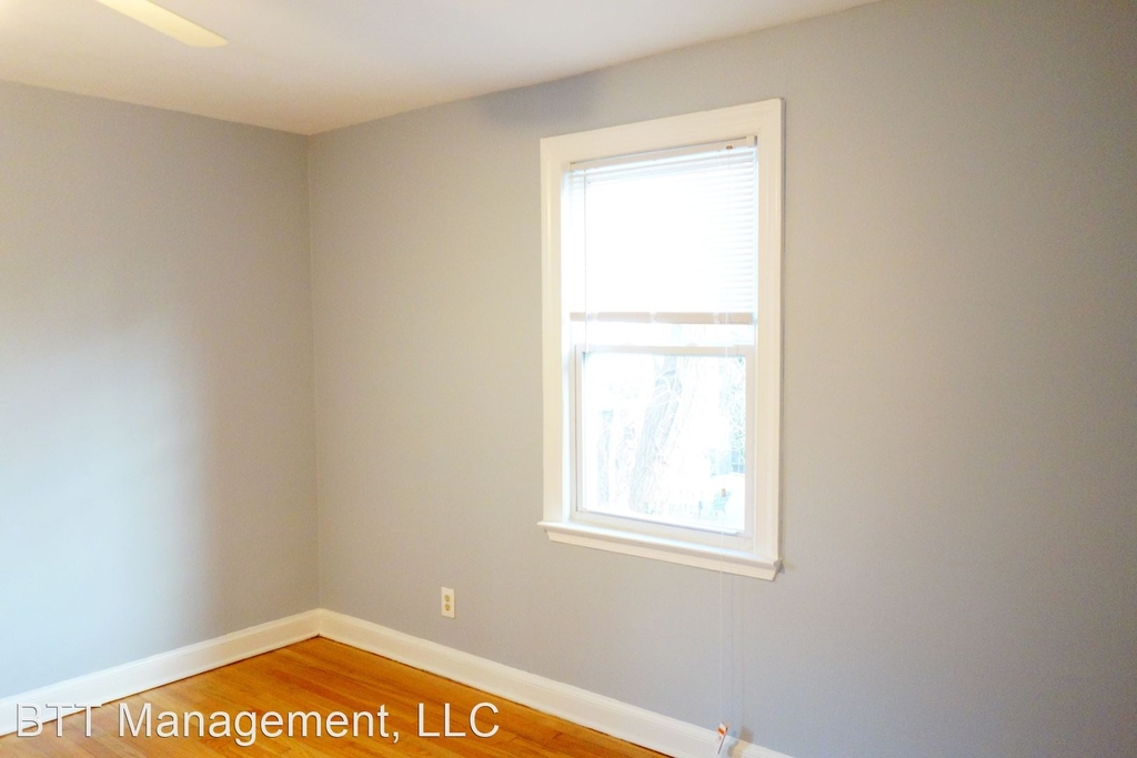 8105 Greenwood Ave - Photo 30