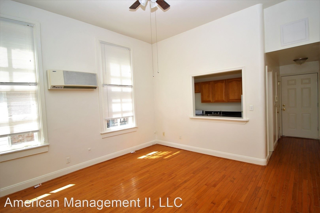 809 Park Ave - Photo 3