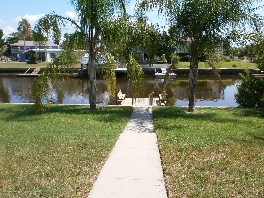 4506 Flounder Drive - Photo 8