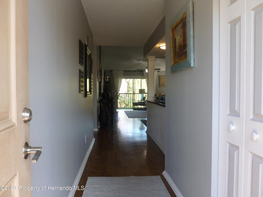 6542 River Run Boulevard - Photo 3