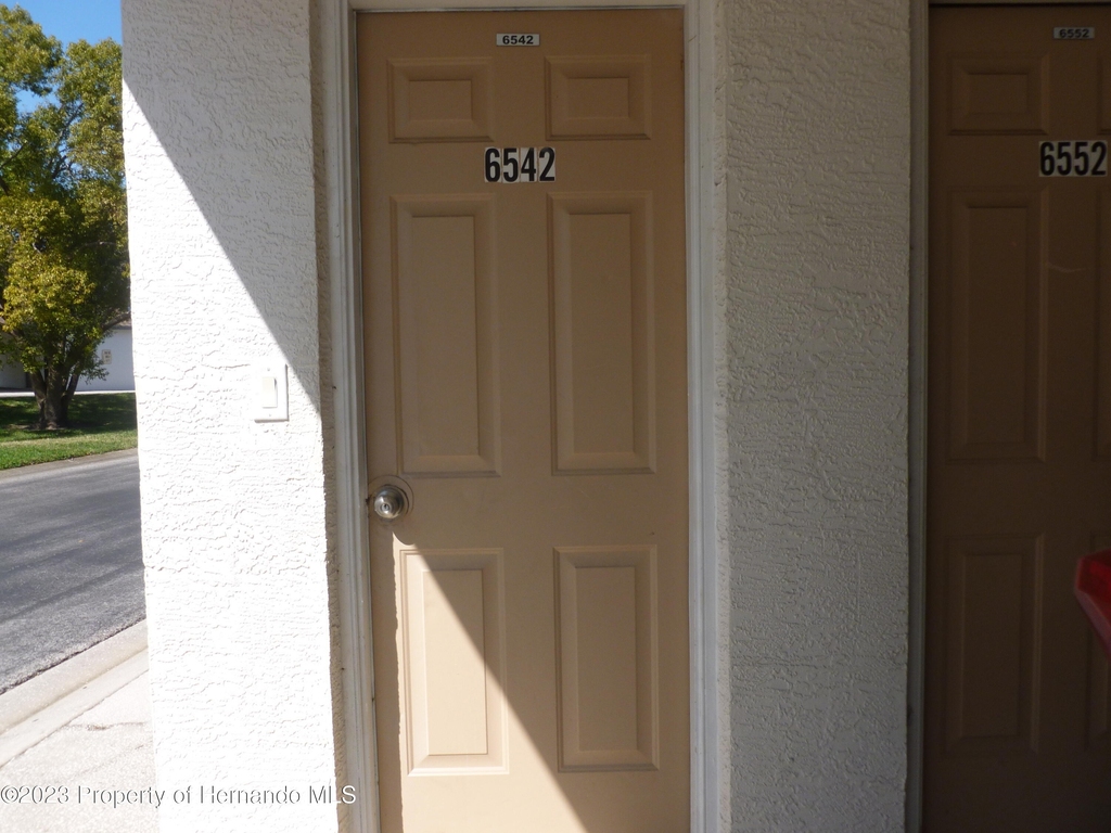 6542 River Run Boulevard - Photo 28