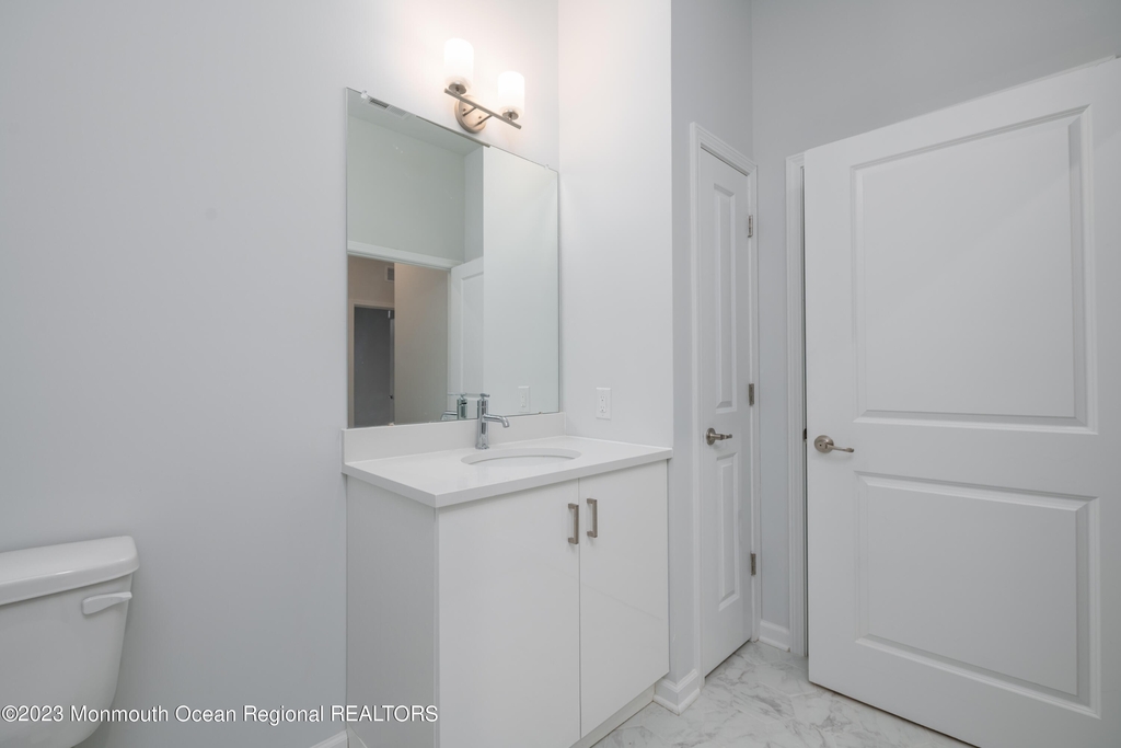 158 First Avenue - Photo 14