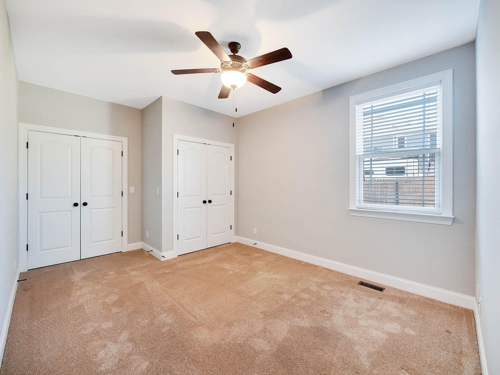 8052 Burgundy Cir - Photo 25