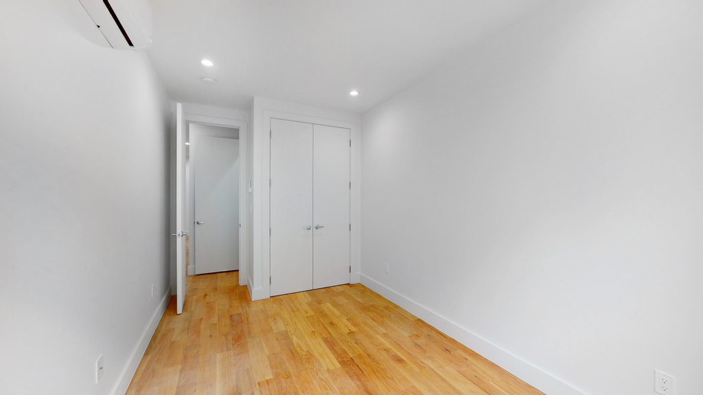 1250 Flatbush Ave - Photo 9