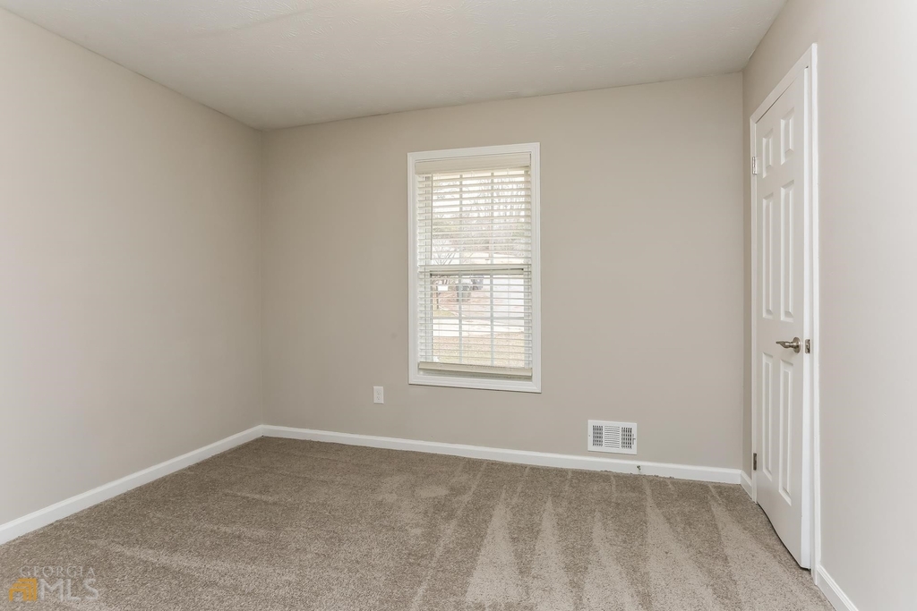 1801 Tessa Court - Photo 9