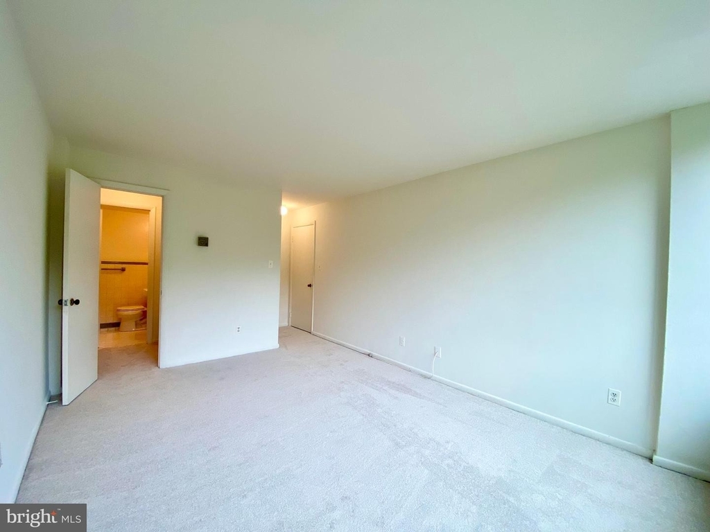 600 Roosevelt Blvd #312 - Photo 27