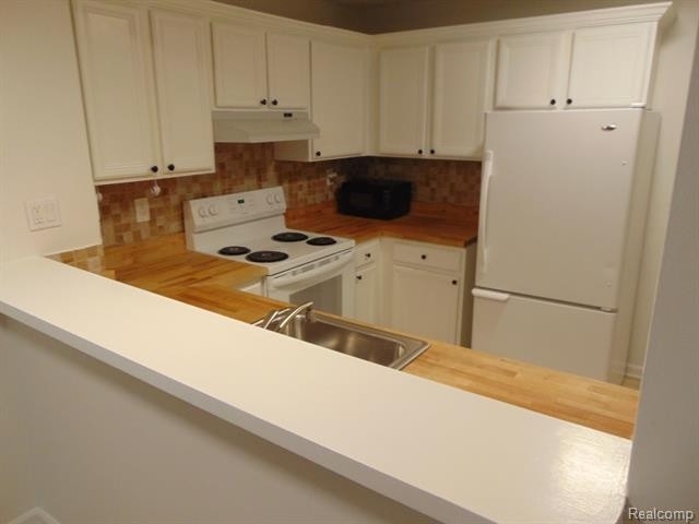 924 Chestnut Hill Drive - Photo 1