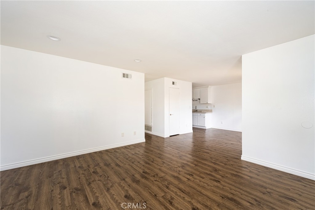 1244 E Bell Avenue - Photo 10