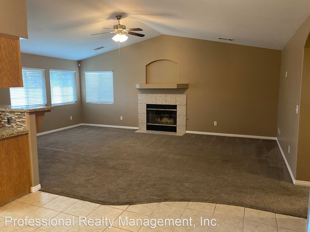 6440 Abby Rose Ave. - Photo 1