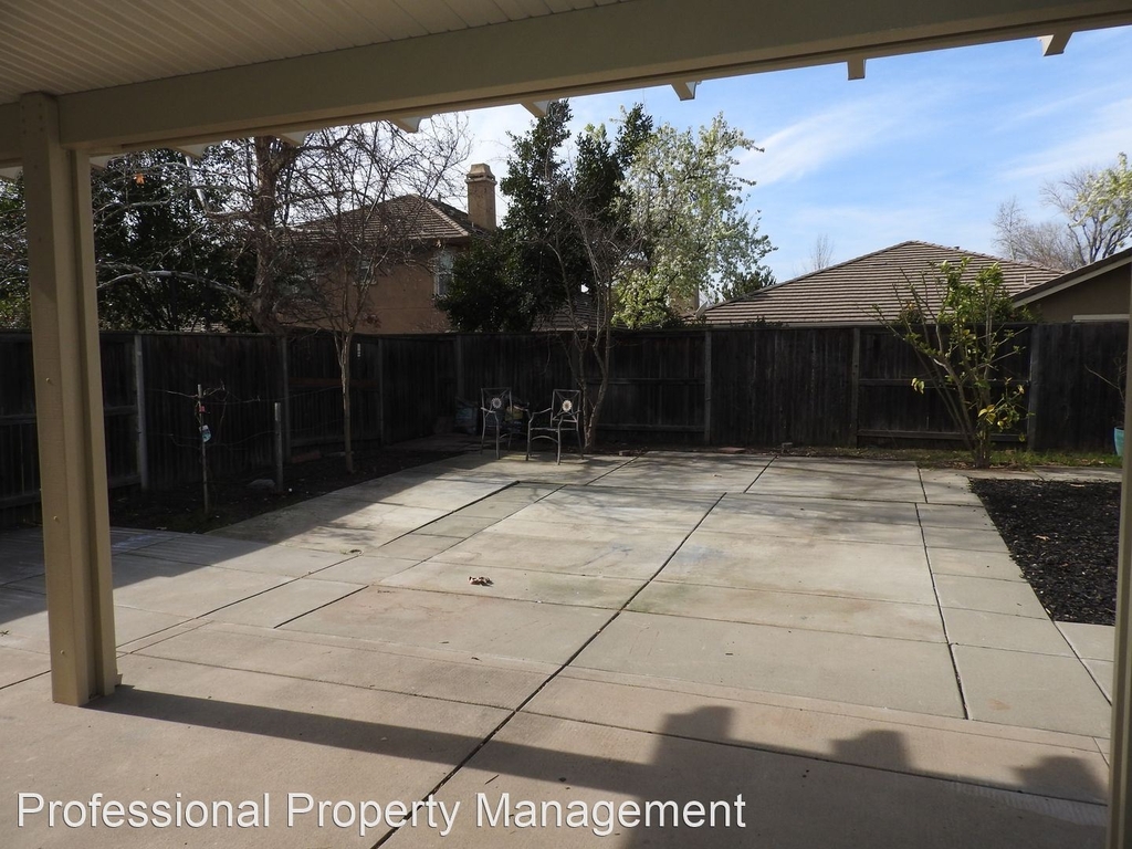 1180 Fergusen Way - Photo 23