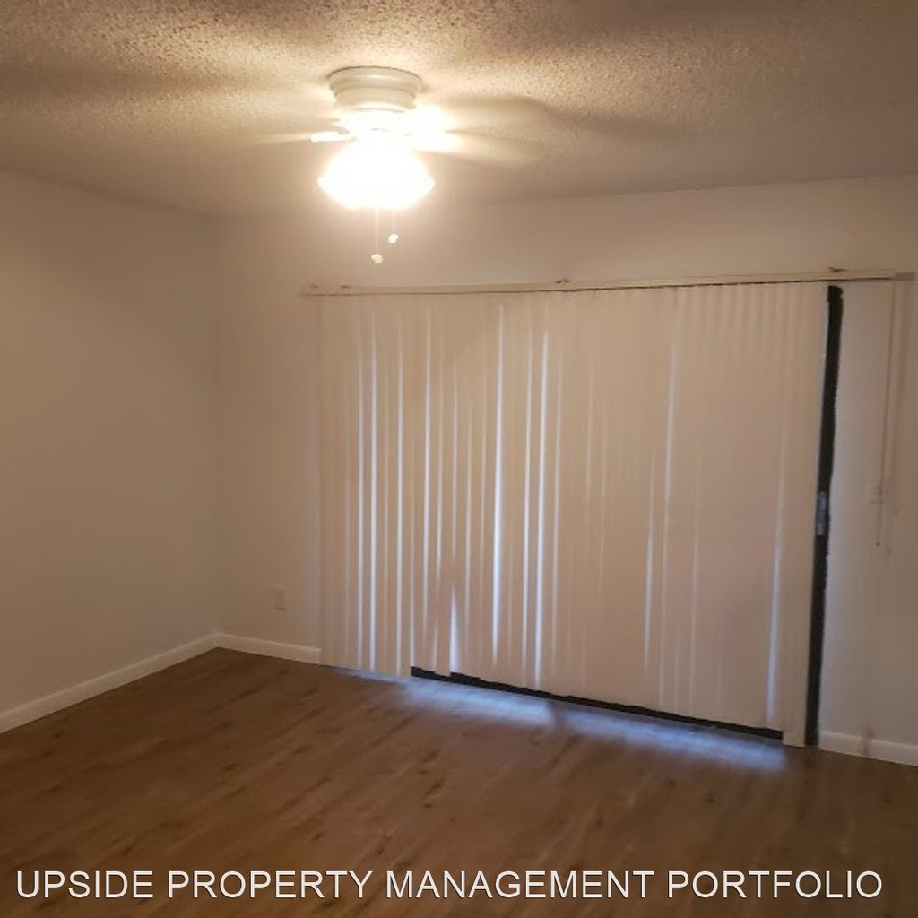 8595 Nw 35 Ct. Unit D - Photo 35