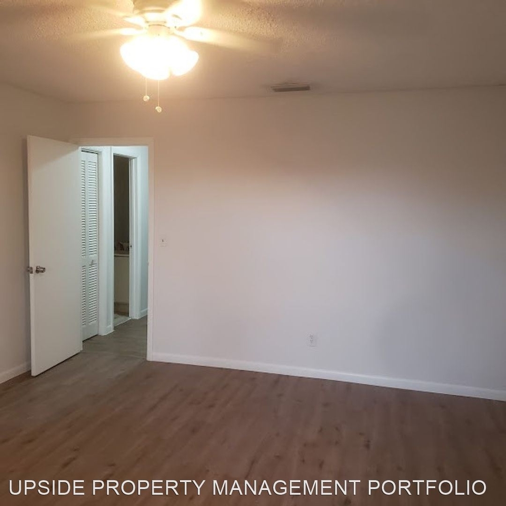 8595 Nw 35 Ct. Unit D - Photo 39