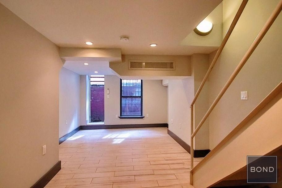 East 5th Street - Photo 4