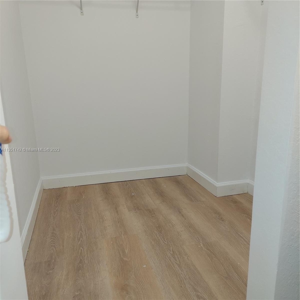 22561 Sw 88th Pl - Photo 8