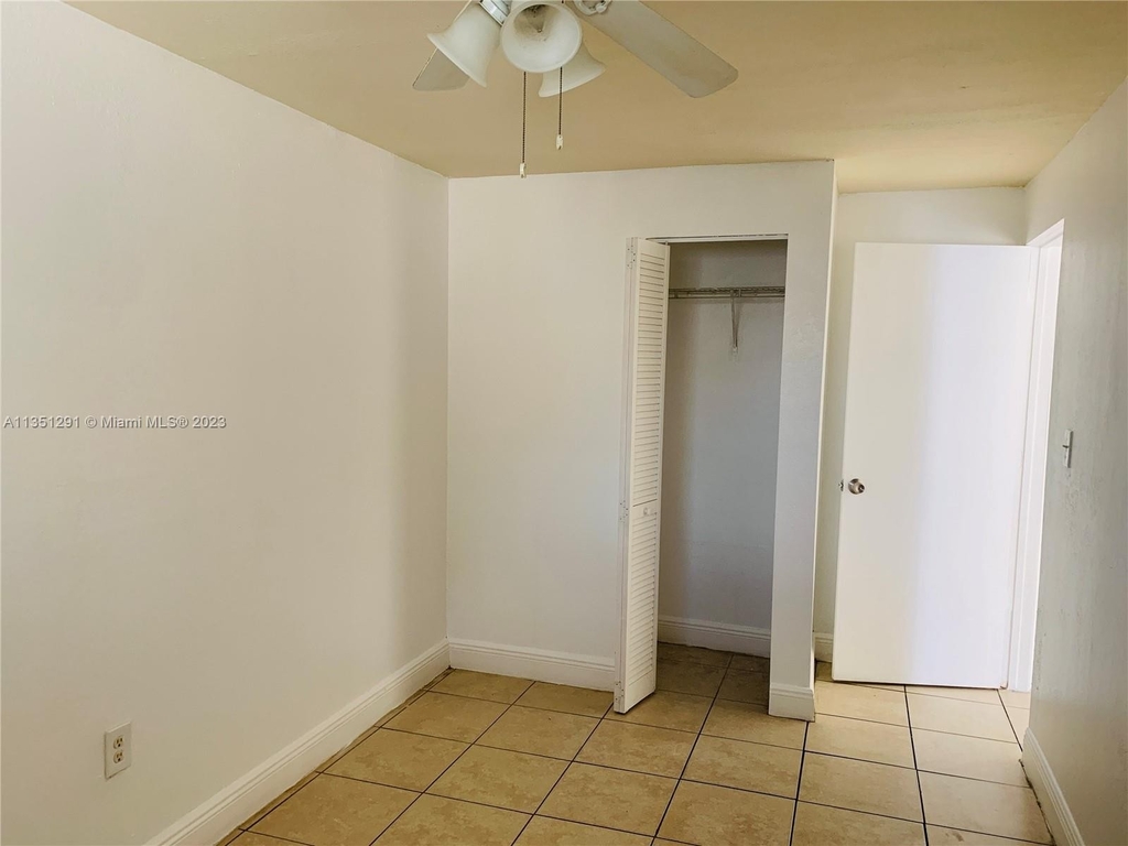 1348 Nw 55th St - Photo 11