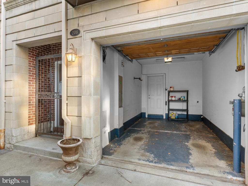 208 Gaskill Street - Photo 6