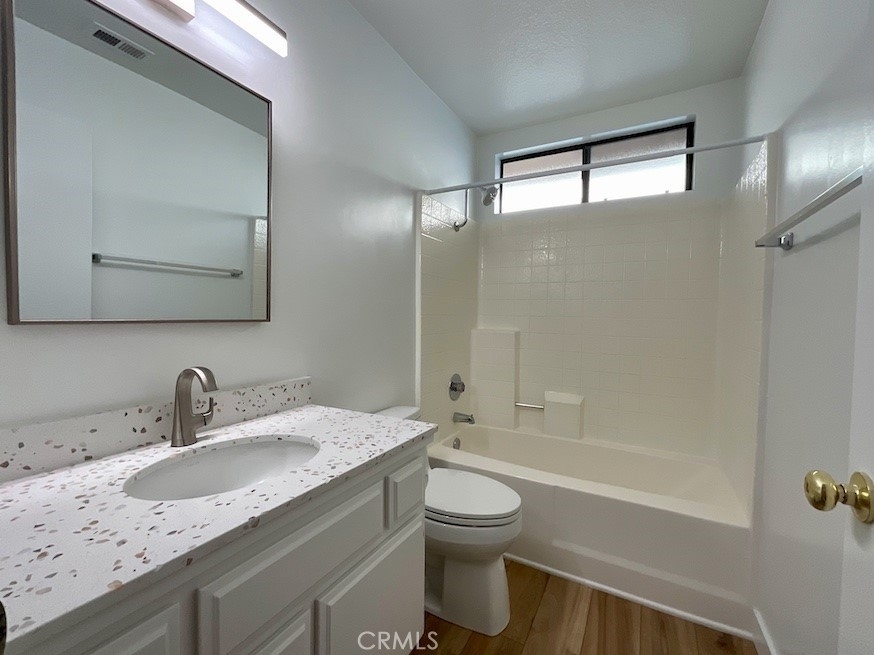 25022 Sanoria Street - Photo 9