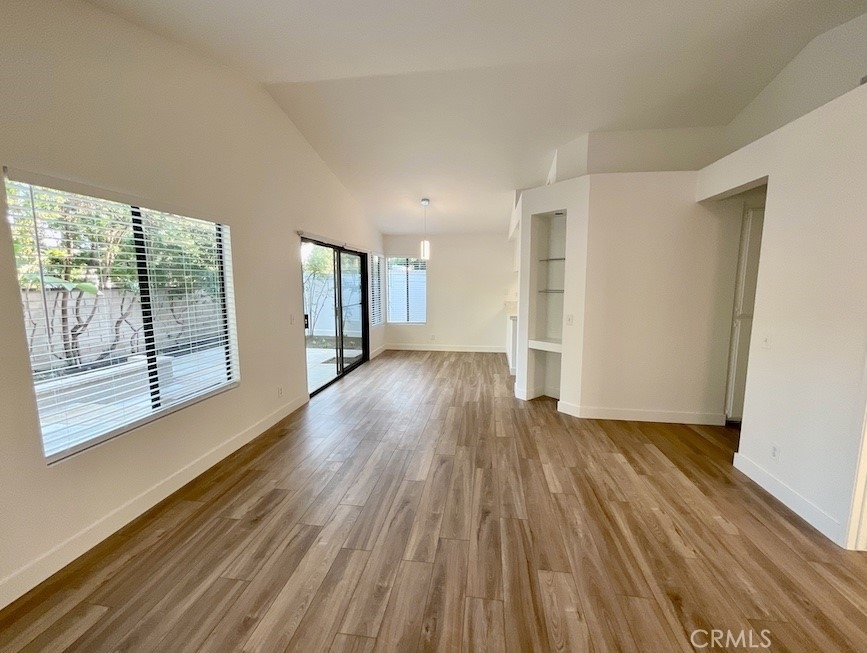 25022 Sanoria Street - Photo 4