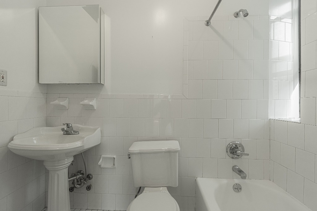 201 East 73rd Street - Photo 3