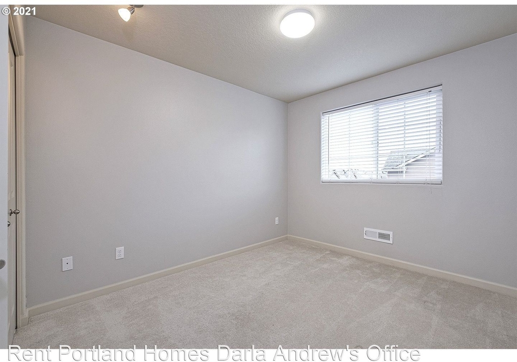 10546 Ne Gateway Street - Photo 17