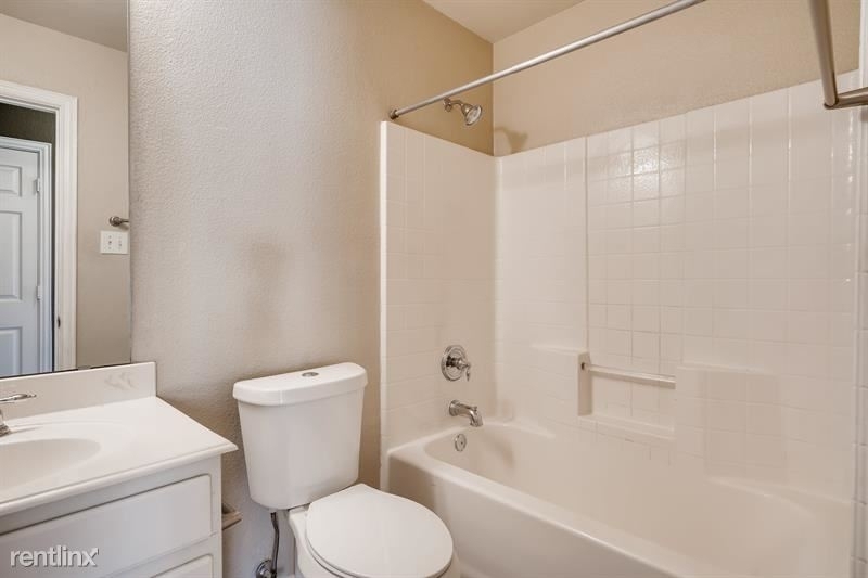 1038 Mansfield Lane Unit - Photo 14