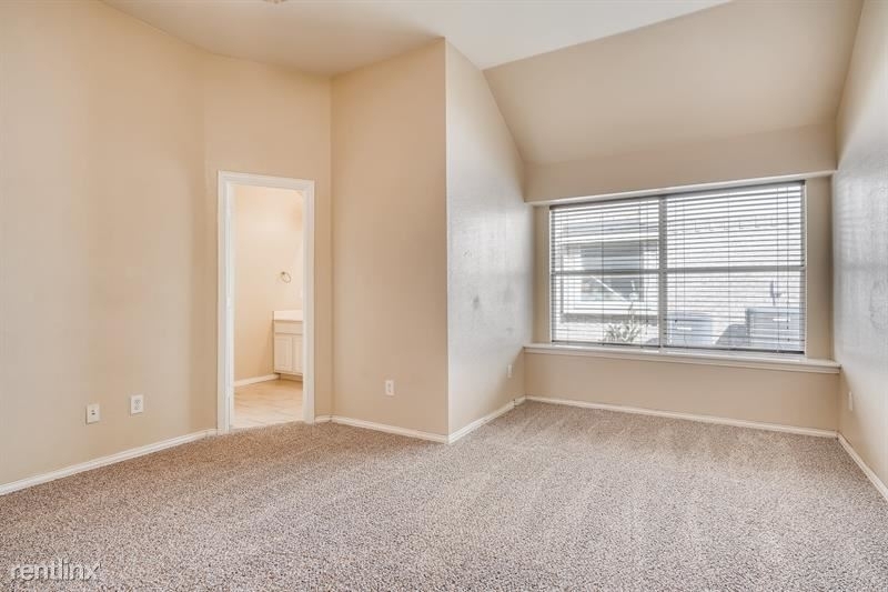 1038 Mansfield Lane Unit - Photo 10