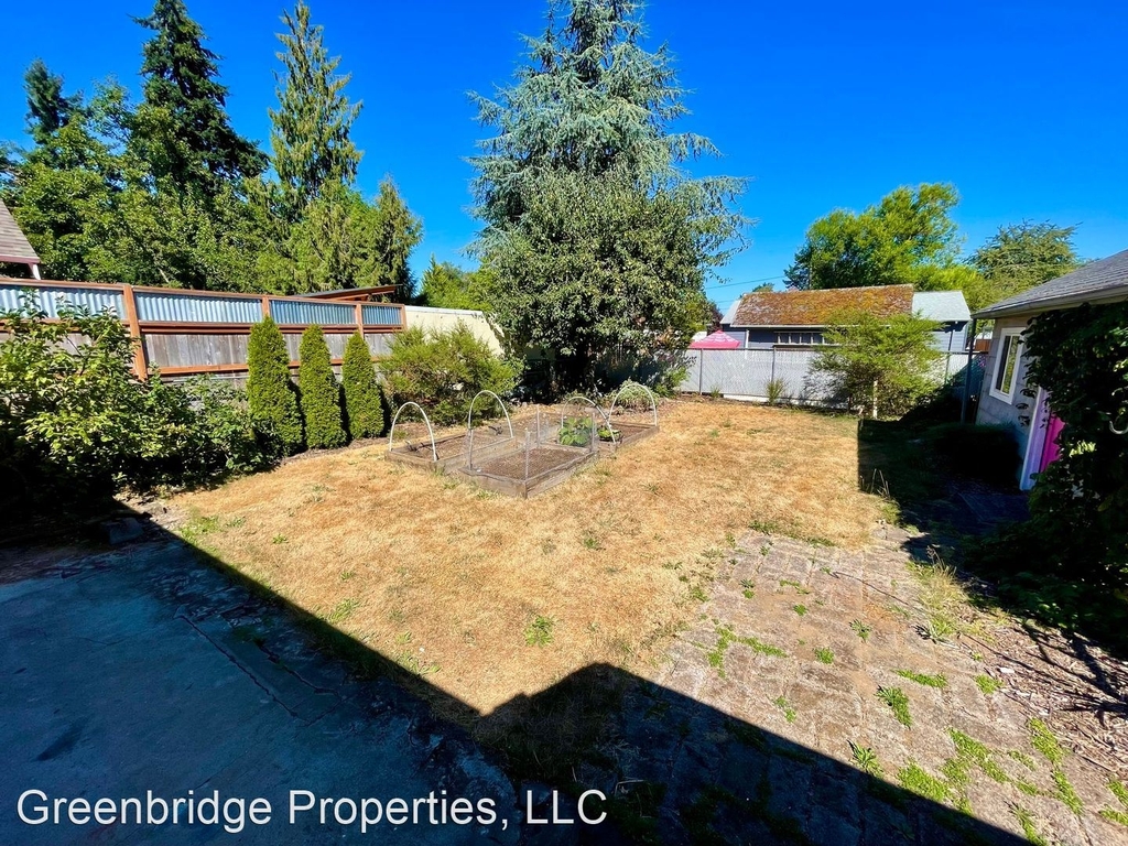 1226 Se 86th Ave. - Photo 26