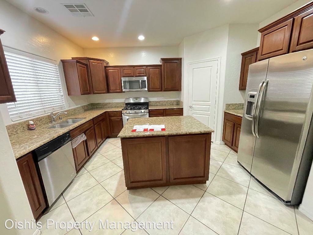 6608 Manzanita Glen Ave - Photo 2