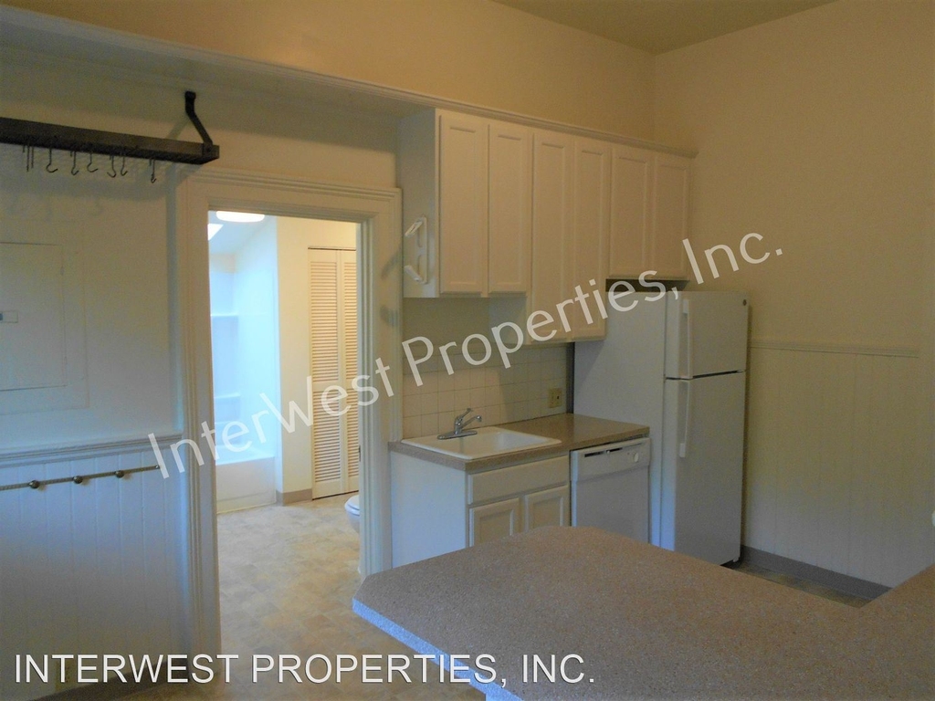 3335 S Corbett Avenue - Photo 13