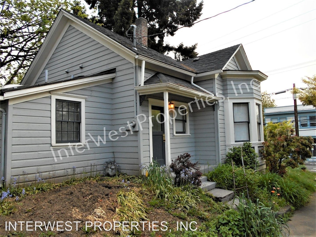 3335 S Corbett Avenue - Photo 3