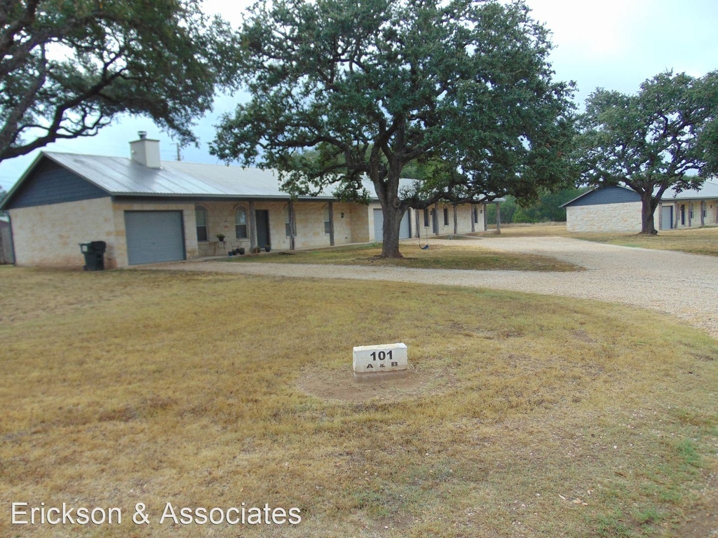 101 Chestnut Ridge - Photo 0