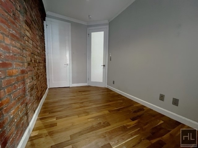 213 East 26th Street - Photo 8