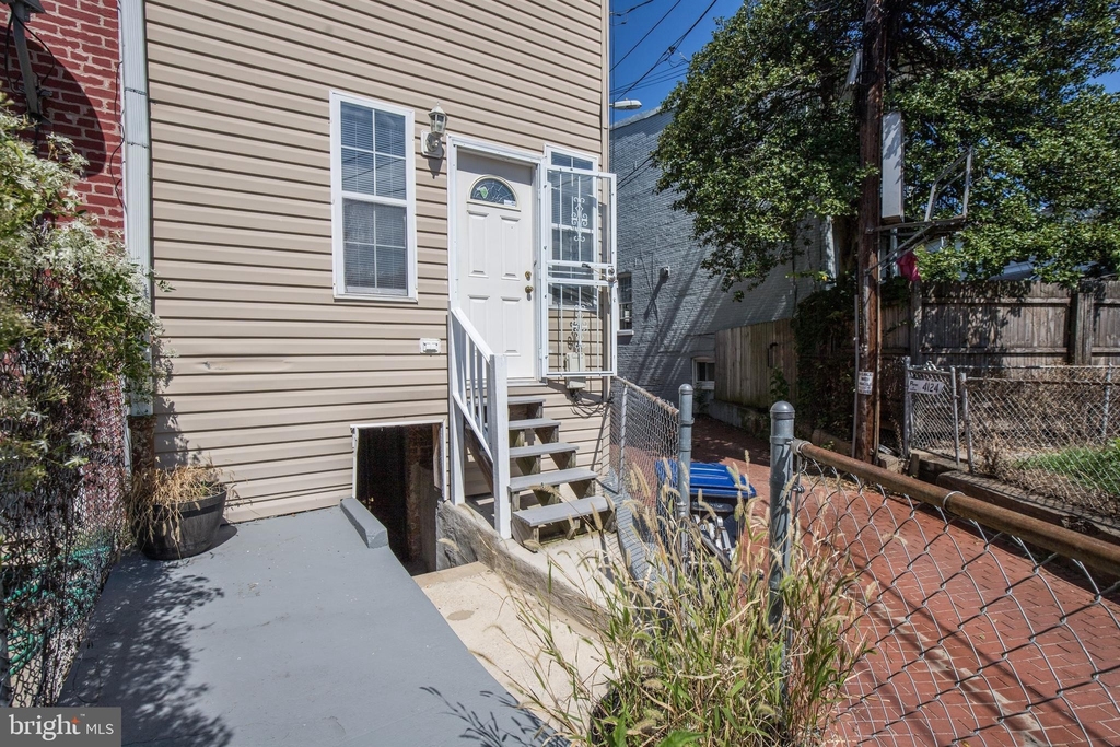 612 Upshur Street Nw - Photo 38