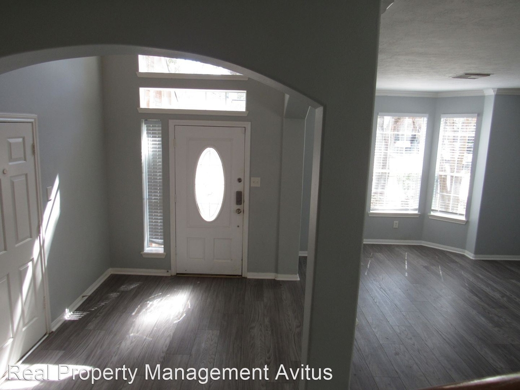 20526 Umber Oak Ct - Photo 3