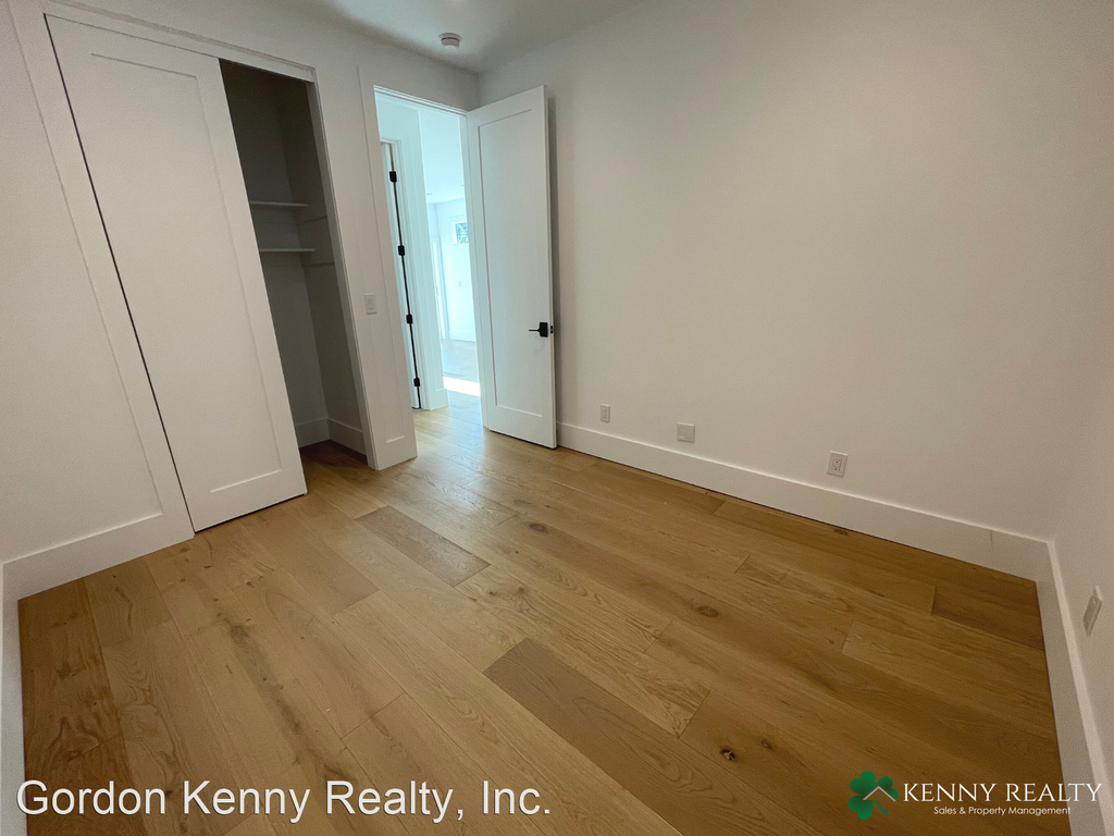 323 Rutledge St. - Photo 10