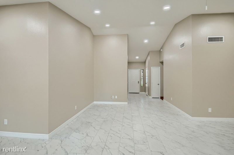 4947 E Greenway Circle N Unit - Photo 1