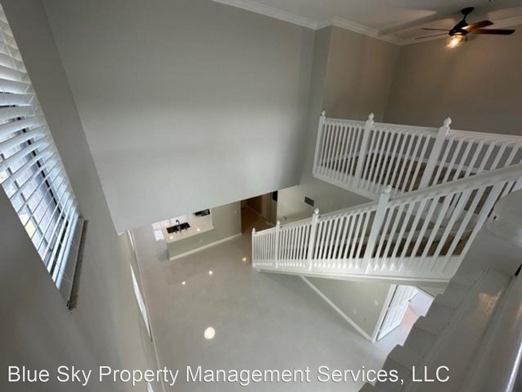 917 Waterside Ln, #203 - Photo 13