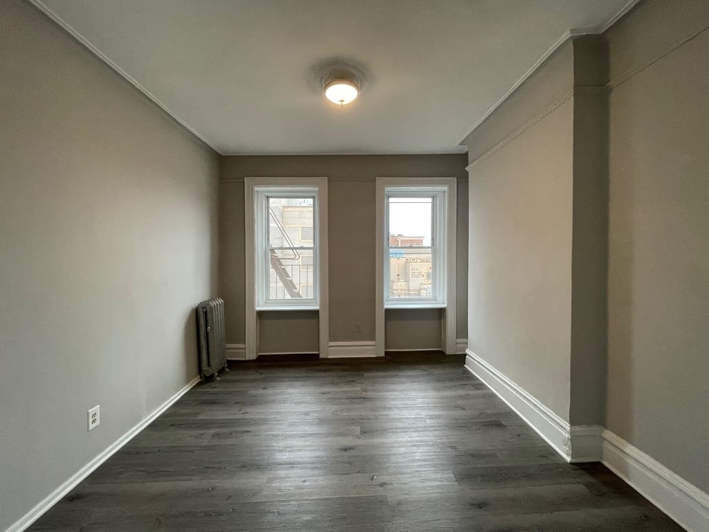 2174 Amsterdam Avenue - Photo 8