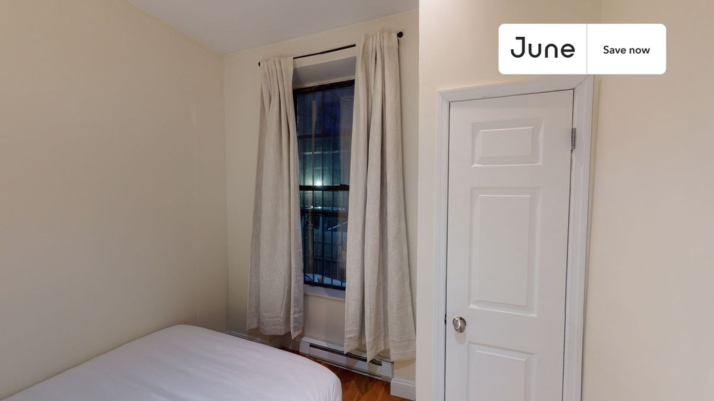 118 West 109th Street - Photo 2