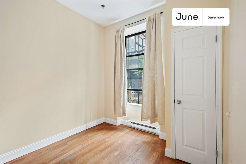 118 West 109th Street - Photo 11