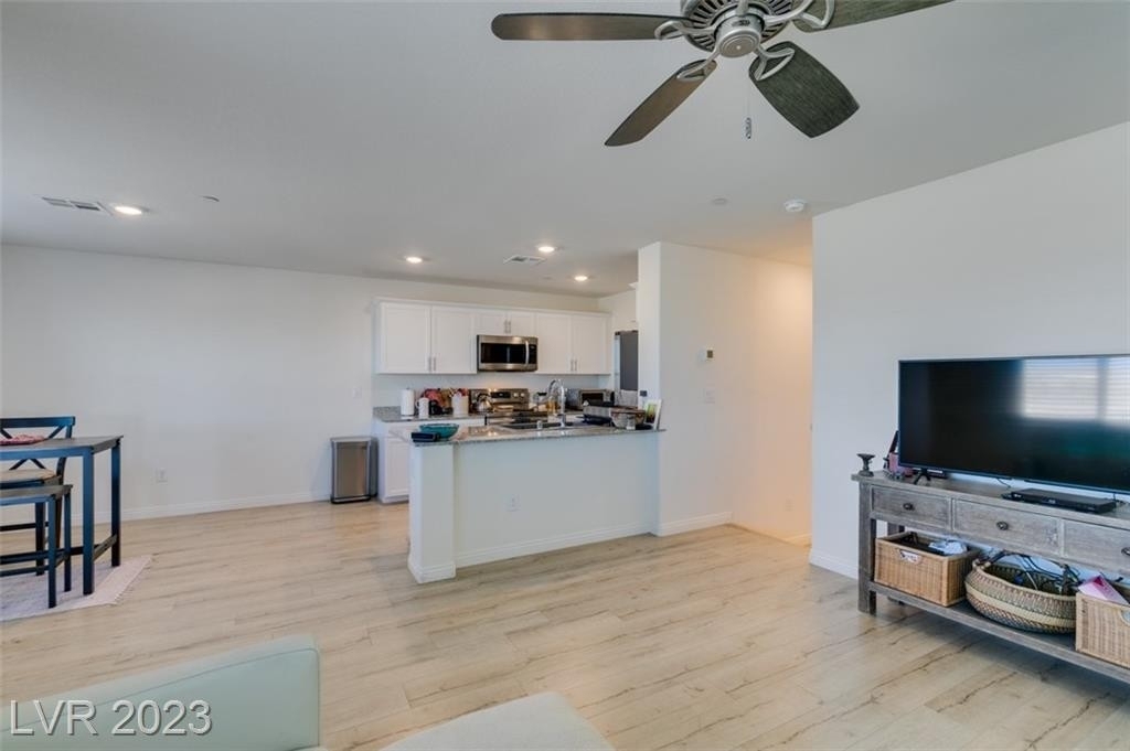 6944 Calico Horizon Street - Photo 16