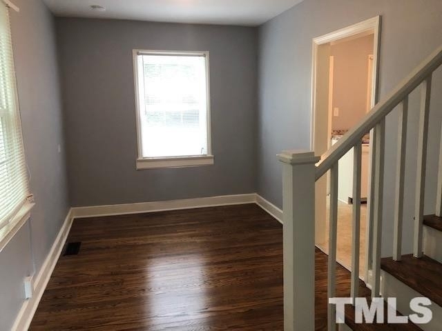 710 W Roanoke Park Drive - Photo 7